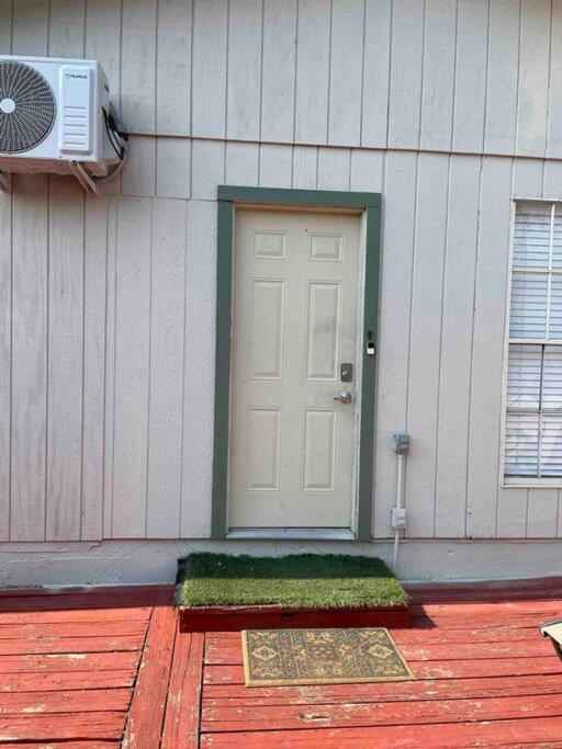 Large Piece Of Heaven Back House Apartamento San Antonio
